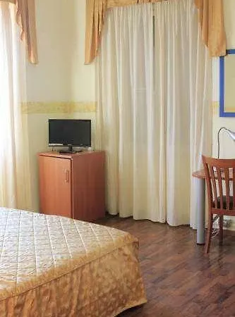 Bellevue Hotell 3*
